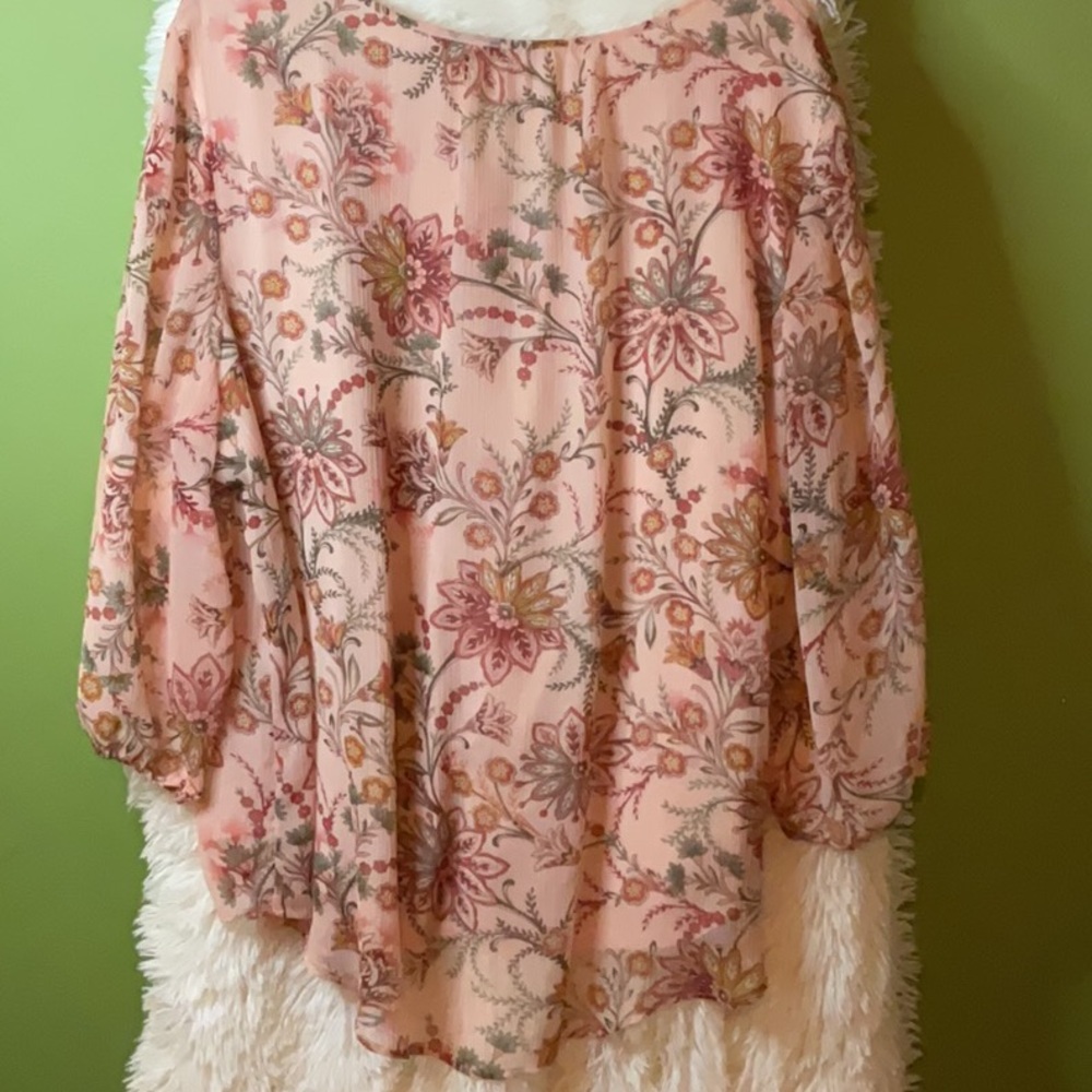 St. John's Bay Pink Floral Peasant Tunic - Picture 6 of 6